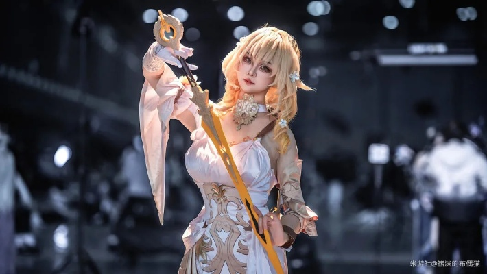 《崩坏星穹》阿格莱雅COS惊艳亮相，模体新风尚引领潮流