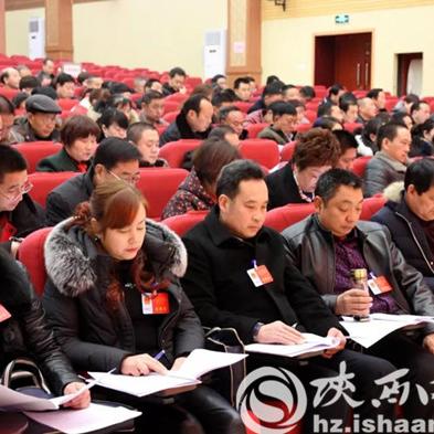 《胜利女神》抽卡攻略：新手必看配队秘籍，开启新篇章