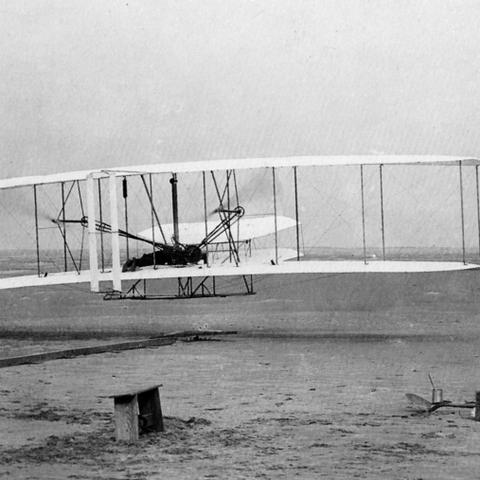 《绝区零》莱特1.7版攻略：深度解析出装与配队新策略