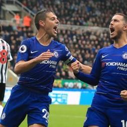 《光与影33号队》攻略：攻守兼备获取秘籍大揭秘