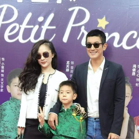 G胖兑现承诺！11年催更终见半条命3，玩家合影成现实