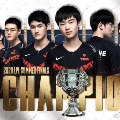 曝滔搏CEO现场观赛惊呼：这局能否换将？揭秘关键策略！