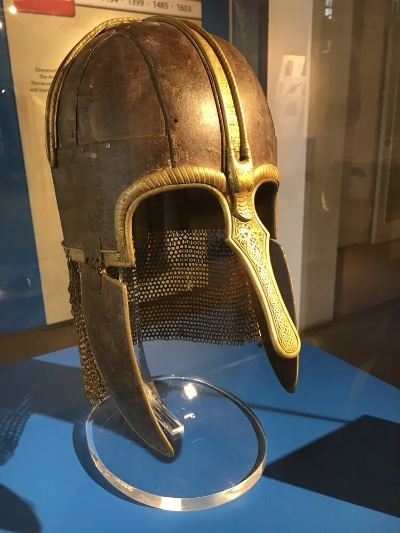 布伦瑞克头盔获取攻略：揭秘独特位置与价值解析