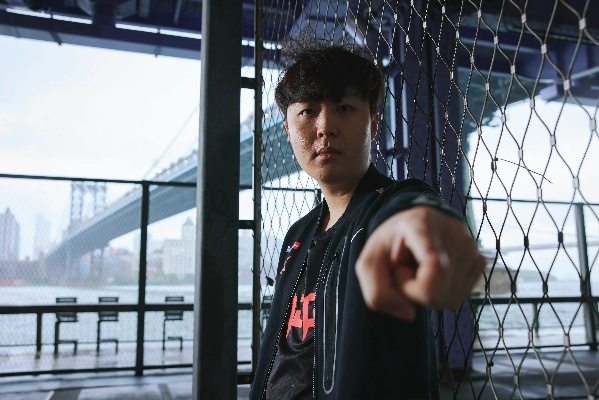 Kanavi被炮轰无能，热议背后揭示电竞实力新标准