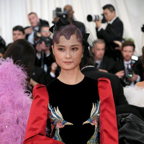 轻盈泡泡套装获取攻略，揭秘全新价值玩法！