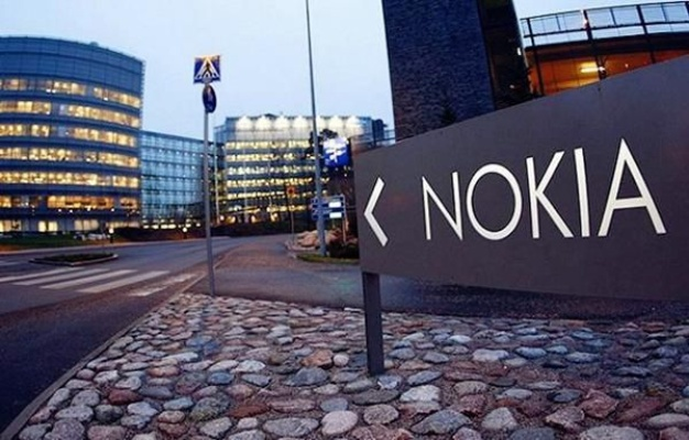 诺基亚王者谢幕，退市申请开启新篇章