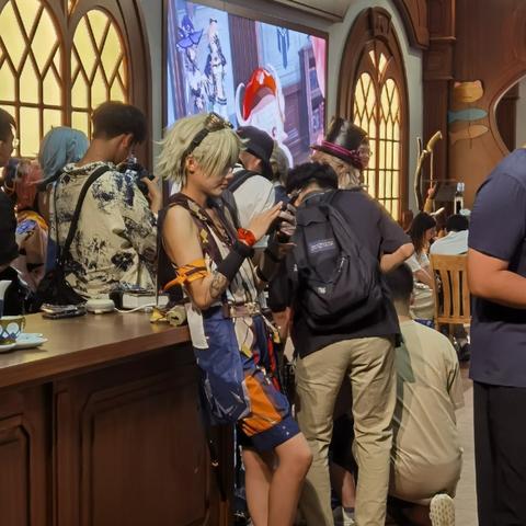 《原神》仆人养成攻略：武器圣遗物搭配精选指南，解锁最强战斗力