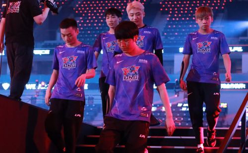 Faker舍爱情选荣耀，世界赛夺冠成人生新目标