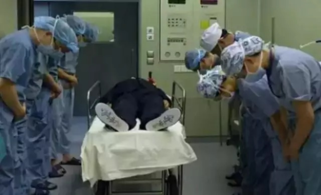 《中国式网游》生死抉择：揭秘病危结局背后的真实故事