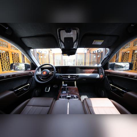 《中国式网游》至尊修改器解锁秘籍：内置版轻松开启新攻略