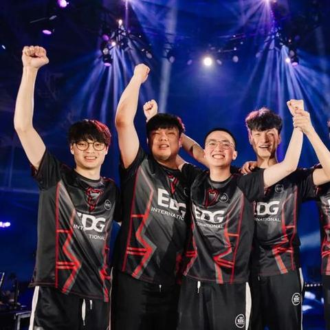 《无畏契约》7月2日皮肤热度榜揭晓，揭秘新潮流趋势！