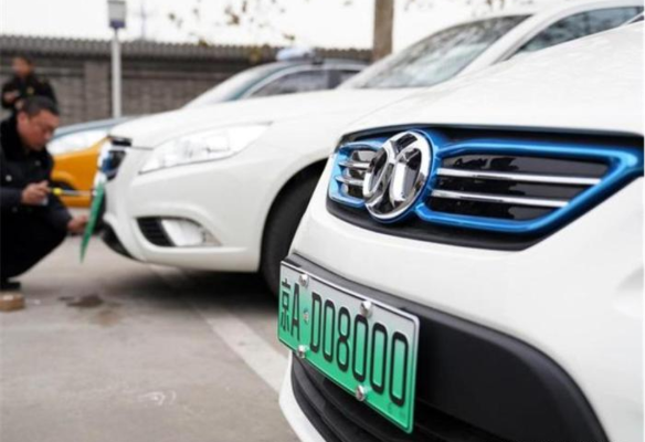 新能源绿牌美化新法揭秘，合法改妆提升颜值