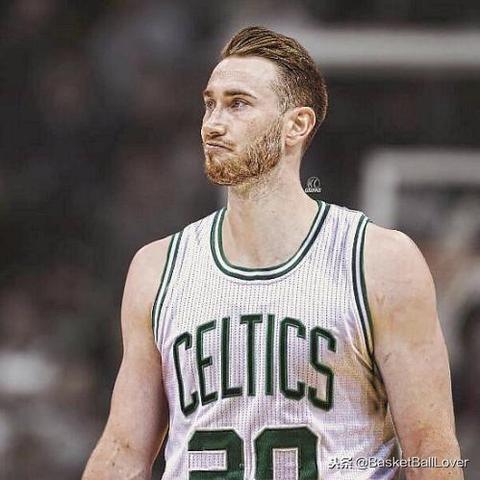 《灵魂面甲》族战攻略：深度解析出战设置技巧，优化策略新视角