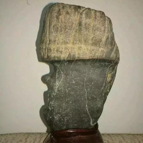 辉萤石采集攻略：揭秘高效获取新价值技巧