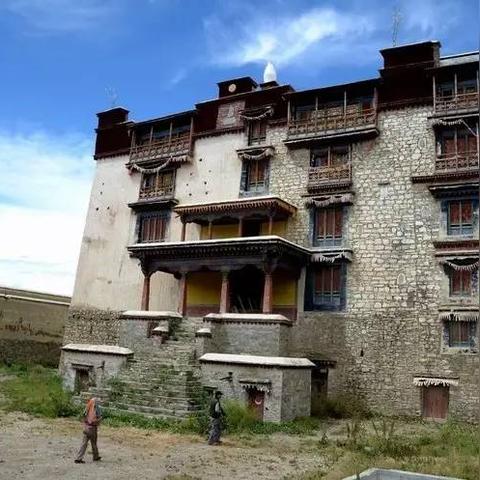 庄园领主深度体验：揭秘领主成长新奥秘