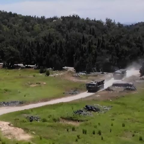 《百英雄传》新手攻略：战斗技巧解析与精英编队策略推荐