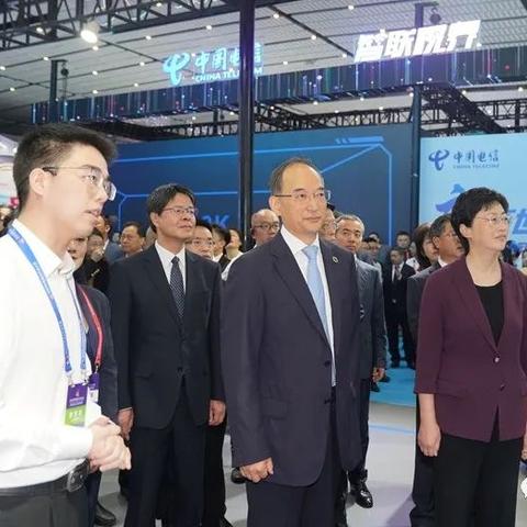 《无径之林》深度解析：沉浸式探险体验，探索未知乐趣！