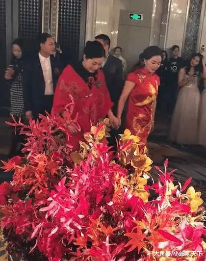 石墩子键帽爆红！网友创意配件玩出新高度