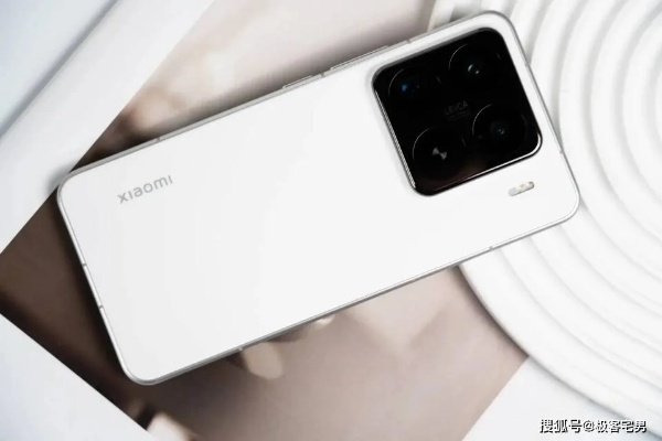 小米15 Pro 16+512G狂降至2995元，性价比新高峰！