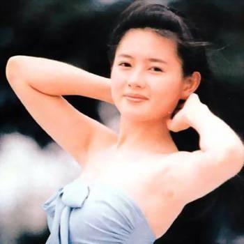 空之轨迹范围最大技能是谁？全系列清场神技实战排名与隐藏用法