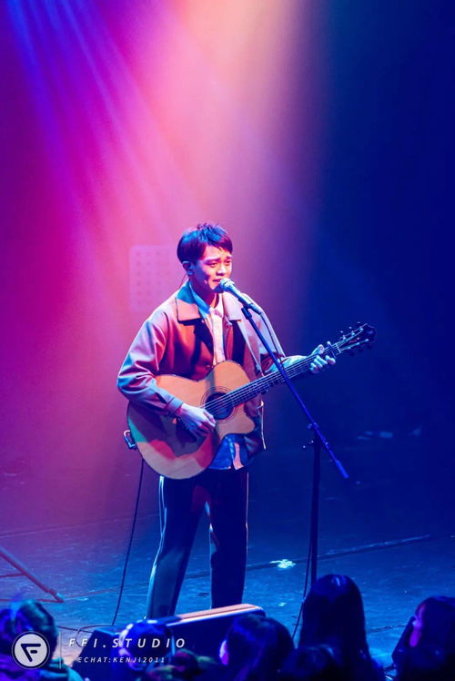 电动座椅成罪魁祸首，普摇乐队歌手离世真相曝光