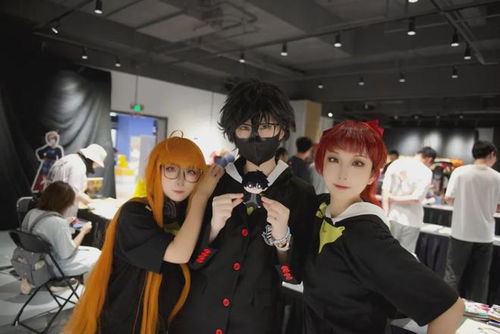 女神异闻录COS女神妙变，揭秘时尚新潮流