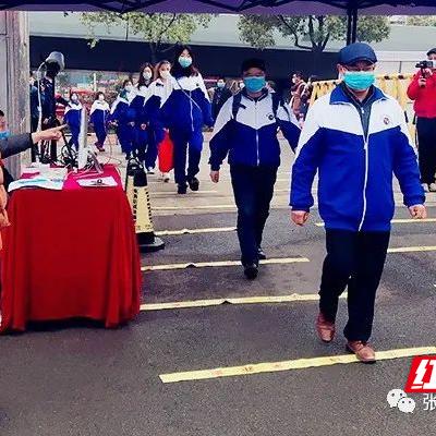 模拟市民3玩家必看，为什么你建的房子总像新手村产物？