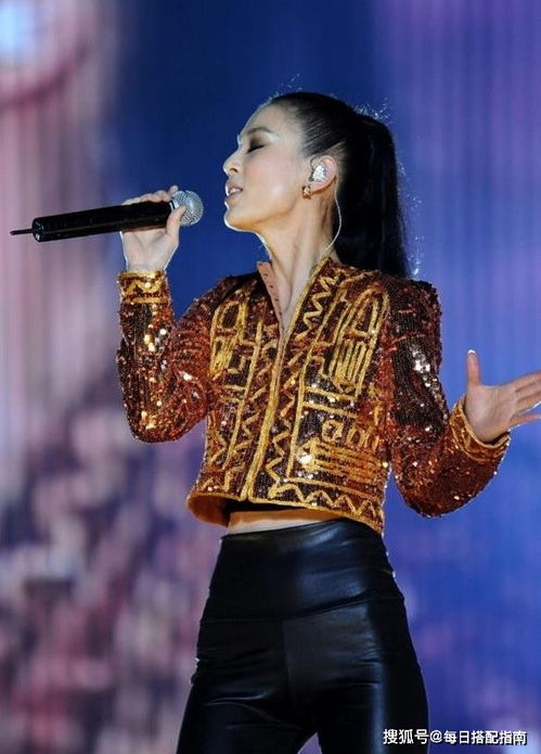 邓紫棋T1合影C位揭秘：Faker身旁闪耀新星