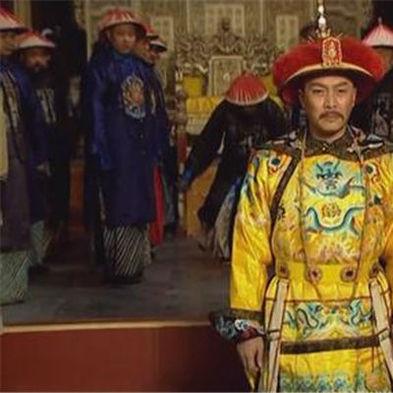 皇帝成长计划2，新手开局1个月，如何从破产皇帝变成国库盈余的治世明君？