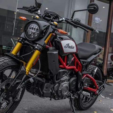 为什么你玩赛车游戏总跑不过AI？3个藏在走线里的「动态临界点」被我扒透了