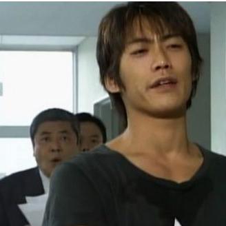 反町隆史的麻辣教师有多野？2025年玩家还在追的「不良教师」游戏感密码