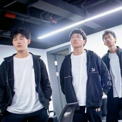 KPL荣耀再续！成都AG超玩会2025年夺冠传奇新篇章