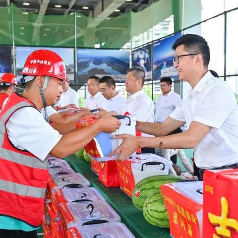 手机棋牌总输？4个被90%玩家忽略的实战逻辑，帮你把把赢到爽