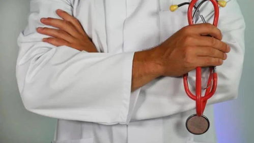 养生拍头200下竟致颅内出血，医生紧急提醒养生误区