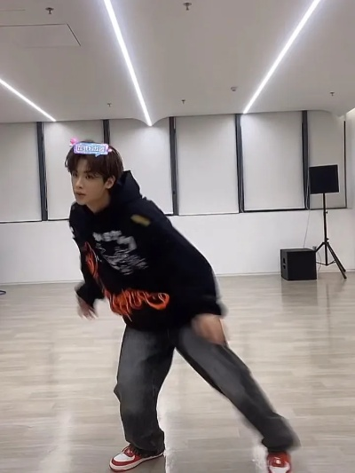 扭扭哥为什么能统治新手局？3个藏在操作里的隐形优势，老玩家都未必全懂