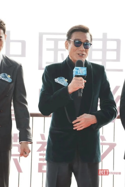 梁家辉“渣渣辉”再演，捕风追影剧组齐聚，影坛新势力崛起