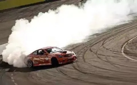 镜式漂移为什么比普通漂移快30%职业选手的操作逻辑，今天全告诉你