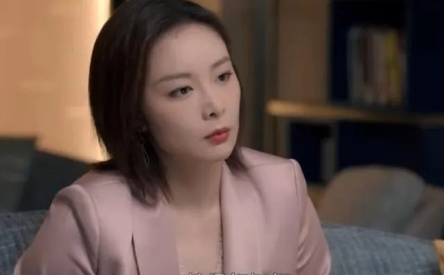 高叶回应没谈过恋爱传闻，游戏玩家更懂的「真实感」藏在她的「反套路」里？