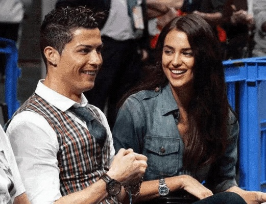 C罗女友最新动态，为什么游戏玩家更在意球星的场外装备？