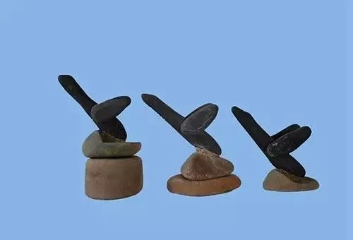 捡回家两年的石头是文物？游戏玩家最懂这种无用道具变神器的爽感