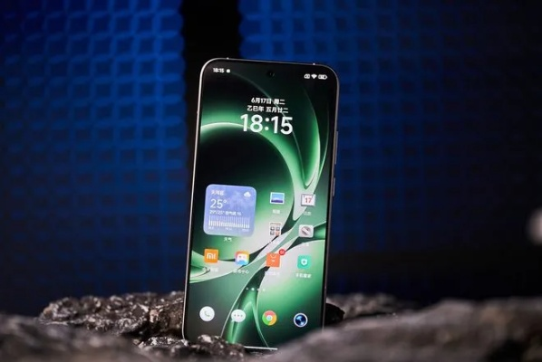 红米K80至尊版独步江湖，两大绝技友商望尘莫及，性能新巅峰！