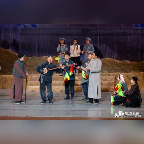 尘埃2中文版为啥能让老玩家蹲守12年？不是情怀，是这3个被忽略的「驾驶魂密码」