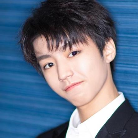 为什么现在年轻人宁愿宅家玩桌面游戏，也不刷手机？