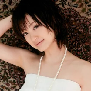 上户彩加盟《坂本日常》电影，演绎“最强妻子”新角色引期待