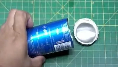 游戏里的易拉罐手机到底藏着多少暗线？我用3局实战扒出了全机制