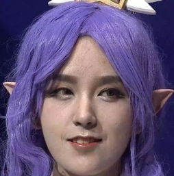 粉毛美少女变身术：揭秘“粉色小狗”进化三步曲