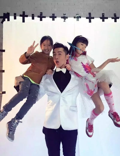 2025年度辣爸榜单揭晓，佩爹再夺“性感老爹”荣耀