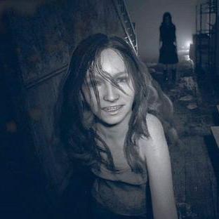 生化危机7&8：村庄惊悚重制版，第三人称革新体验