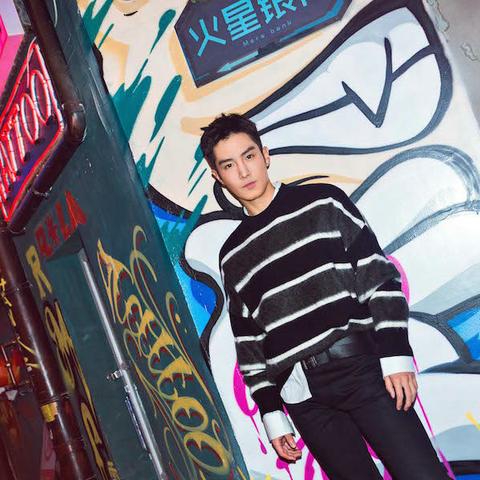 为什么现在老玩家都在找轻变复古网络传奇？我蹲了3个服才摸透底层逻辑