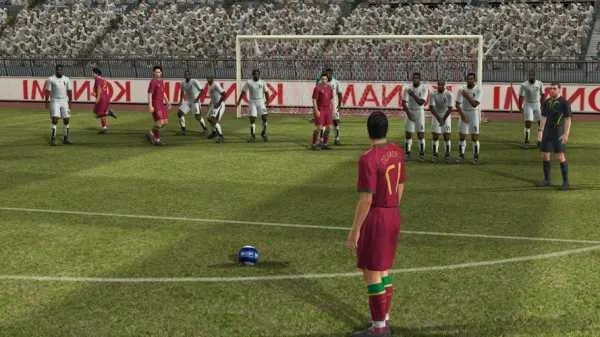 PES2008下载还能玩？老玩家亲测3种有效途径+隐藏优化技巧